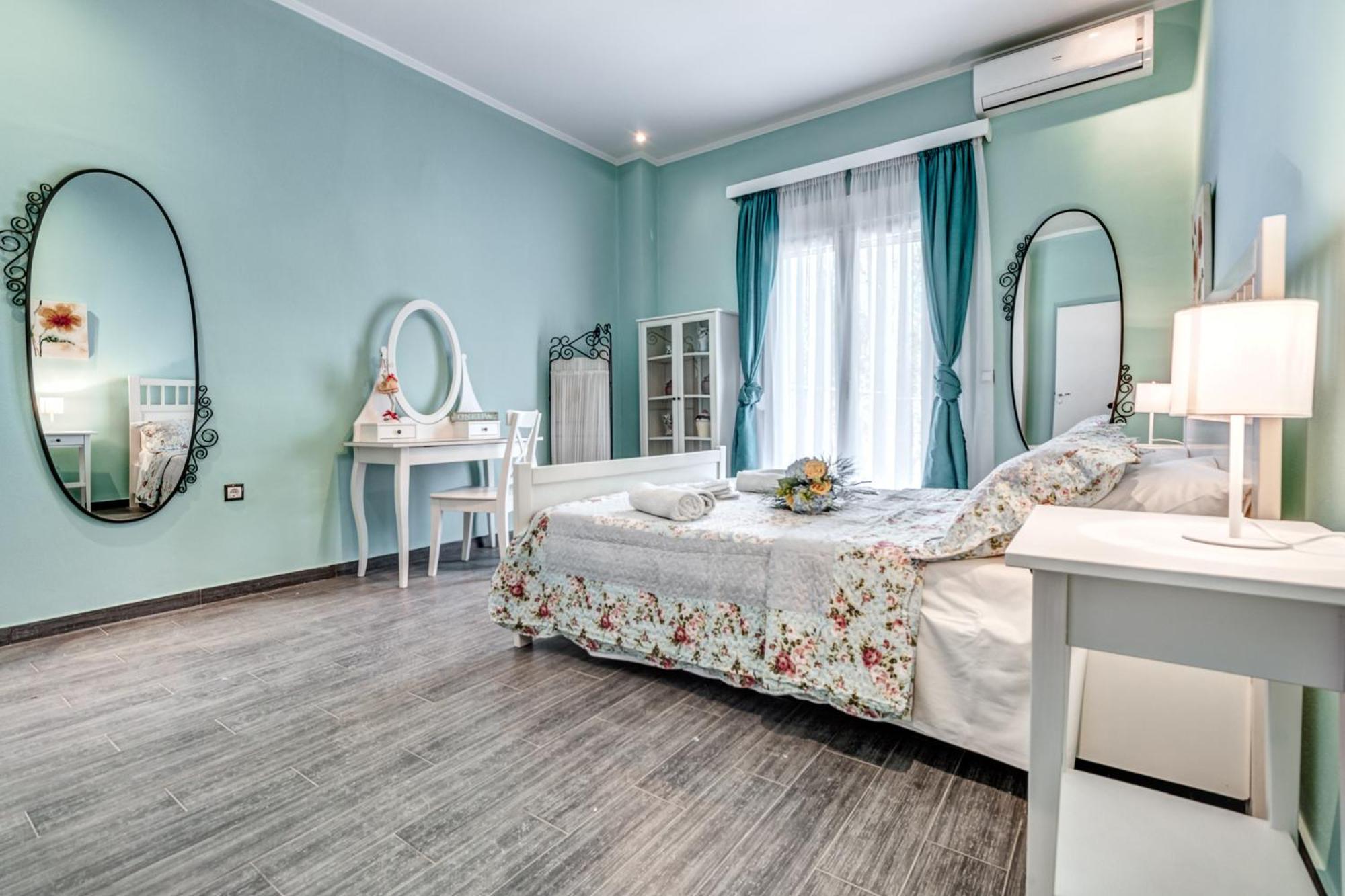 Villa Intemella Kompítsion Buitenkant foto